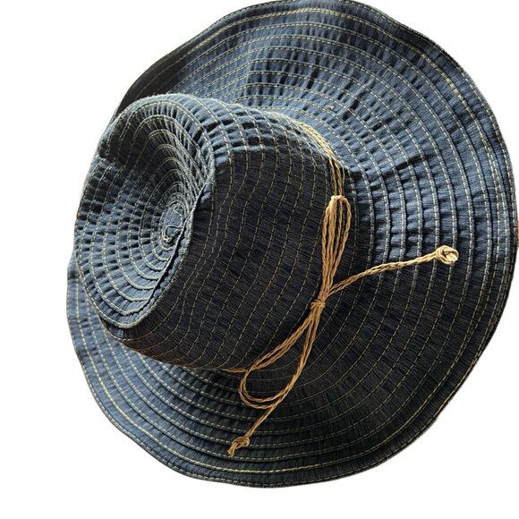 Sun ‘N’ Sand Shapeable Denim Bucket Hat - Picture 3 of 3